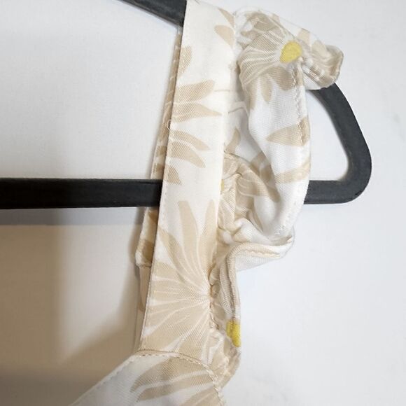 1X 14W 16W Tan Torrid Daisy Double Gauze Ruffle Button Front Tank Top Square - Picture 7 of 10